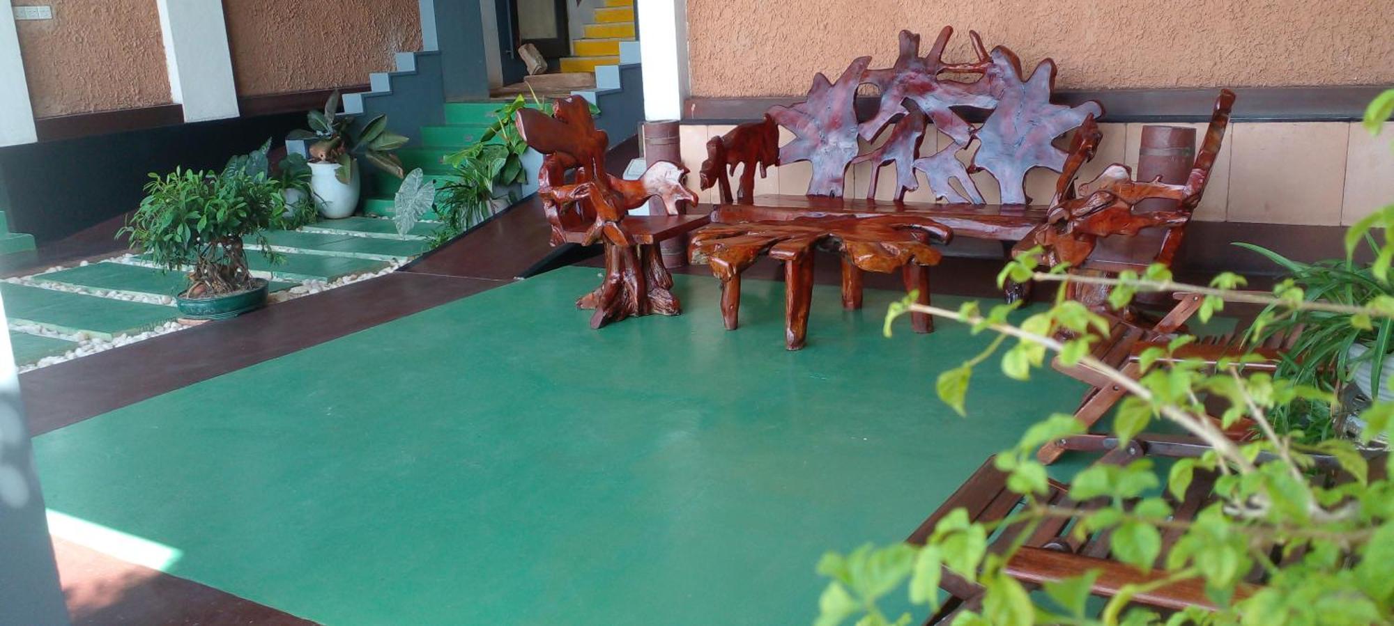 Lawan One Kandy Luaran gambar