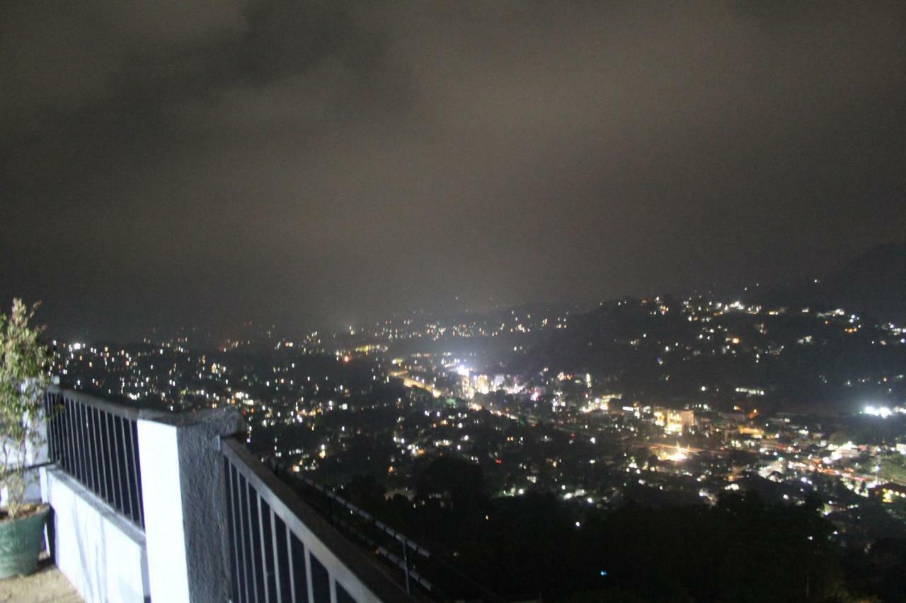 Lawan One Kandy Luaran gambar